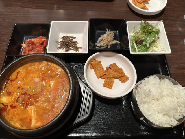 KOREAN DINING 長寿韓酒房 銀座店的實拍高清圖