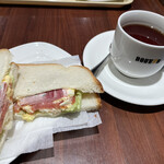 ドトールコーヒーショップ 八重洲中央口店的實拍圖