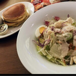 デニーズ 新宿中央公園店‎的实拍图