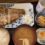 炭火焼専門食処 白銀屋 西八の分店的實拍圖
