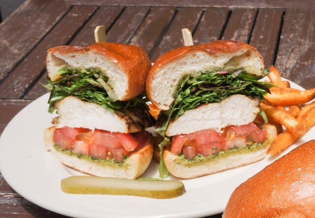 recommendations image for Urth Caffé 代官山