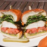 recommendations for Urth Caffé 代官山