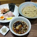 Homemade Ramen 麦苗 COREDO室町店的實拍圖