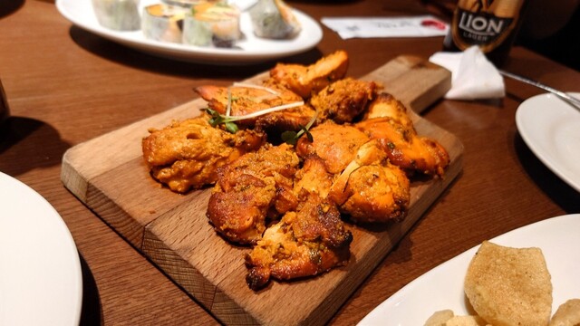 Asian Dining & Bar SAPANA 水道橋店的實拍高清圖