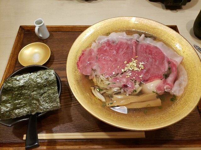 松阪牛ラーメン 一人しゃぶしゃぶ 松虎的實拍高清圖