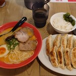 横浜家系ラーメン 星家的實拍圖