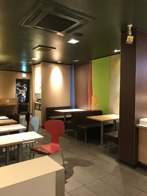 マクドナルド 明治通り新宿ステパ店的實拍高清圖