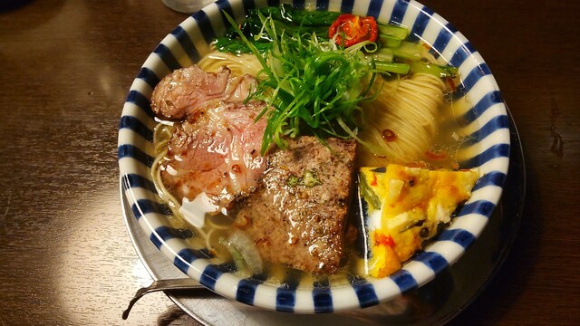 ひつじそば 人と羊的實拍高清圖