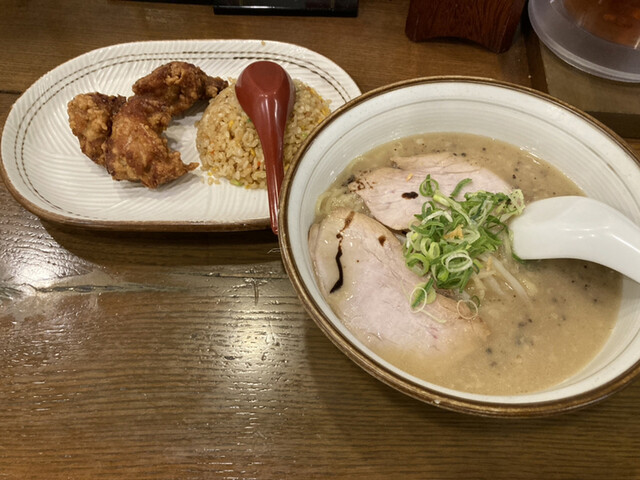らーめん 熊五郎 せんちゅうパル店的實拍高清圖