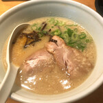 TOKYO豚骨BASE MADE by博多一風堂 池袋店的實拍圖