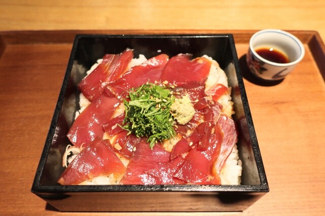 和旬 Kien的实拍高清图