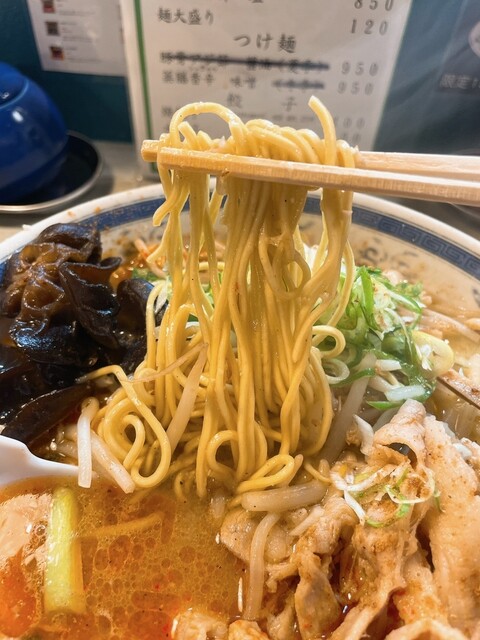 ラーメン･餃子 ハナウタ的实拍高清图