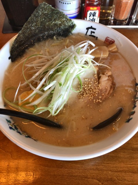 ラーメンの王道 北浜商店 金堀店的实拍高清图