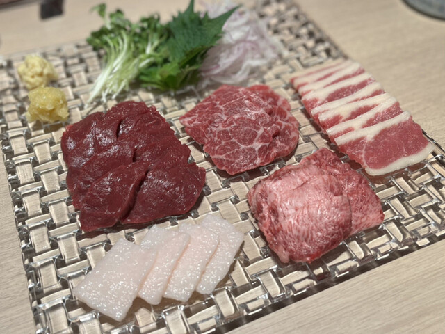 博多 肉色的实拍高清图