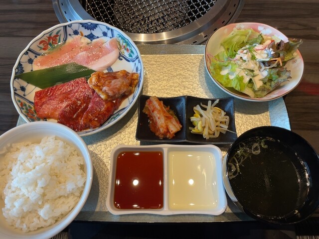 東京焼肉 平城苑 羽田エアポートガーデン店的实拍高清图