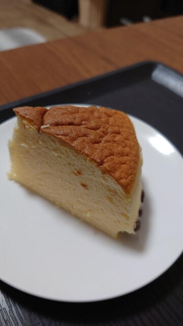 焼きたてチーズケーキ りくろーおじさんの店 JR新大阪駅中央口店的實拍高清圖