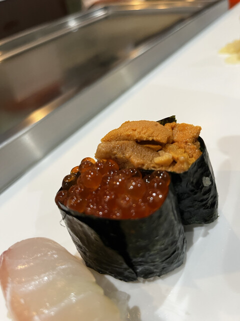 SUSHI HOUSE 鮨六的实拍高清图