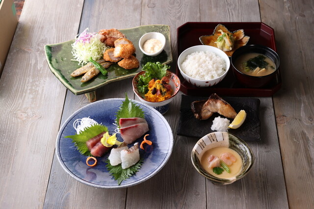 寅福 ルミネ新宿店的實拍高清圖