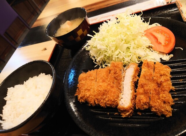 とんかつ専門店 ふっかつ的实拍高清图