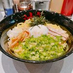 東京油組総本店 赤坂見附組的实拍图