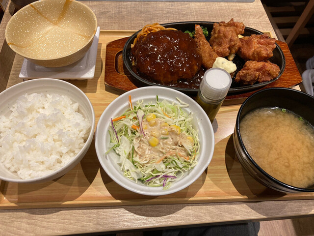 やよい軒 代々木店的實拍高清圖