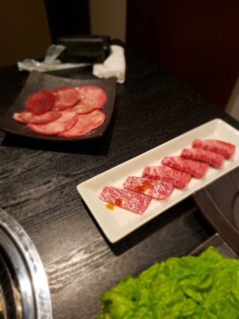 佐賀牛焼肉 上場亭 西中洲店的实拍高清图