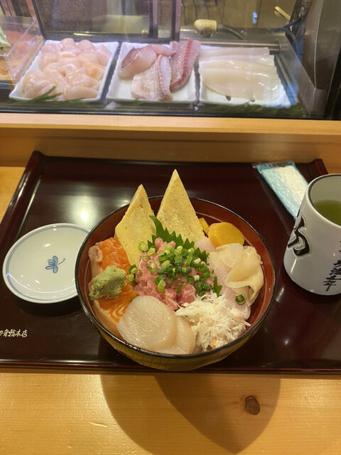 初音鮨本店的實拍高清圖