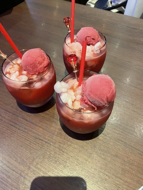 LUIDA'S BAR的实拍高清图