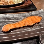 炭火焼干物定食 しんぱち食堂 エミオ田無店的實拍圖
