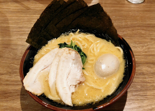 横浜家系ラーメン 武田家 旭川店的实拍高清图