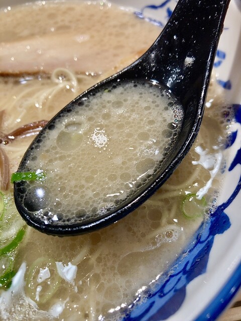 元祖 糸島ラーメン銅羅 福岡空港店的實拍高清圖