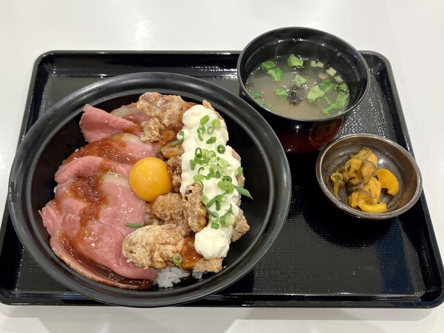 ローストビーフ YOSHIMI 三井アウトレットパーク札幌北広島店的实拍高清图