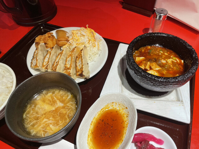 四川麻婆 天天酒家 なんば西店的實拍高清圖