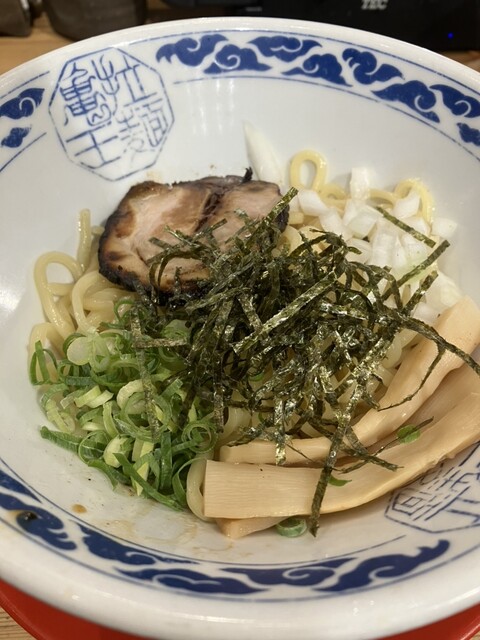 らーめん 亀王 阪急東通り店的實拍高清圖