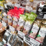 明治屋 京橋ストアー的实拍图