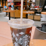 スターバックスコーヒー 飯田橋サクラテラス店的实拍图