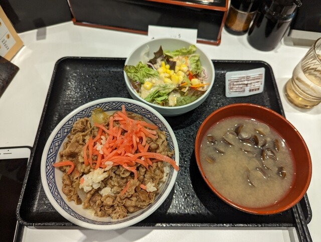 吉野家 羽田空港第3ターミナル店的實拍高清圖