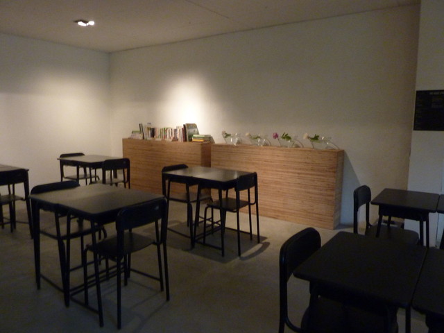 recommendations image for VADE MECVM. Showroom #2