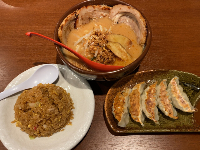 麺場 田所商店 大東店的实拍高清图