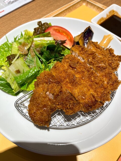ロイヤルホスト 天神西通り店的实拍高清图