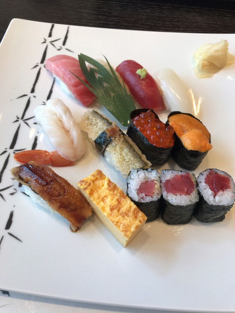 recommendations image for 築地 寿司岩 築地支店