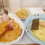 壱発ラーメン 福生店的實拍圖