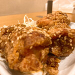 元祖肉肉うどん 中洲店的實拍圖