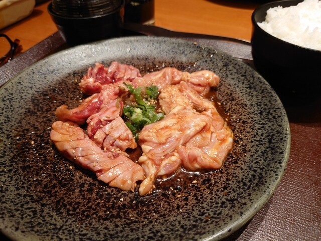 焼肉特急 亀岡駅的實拍高清圖