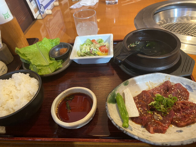 松屋 箕面店的實拍高清圖