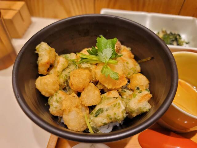 だし茶漬け+肉うどん えん ルクア大阪店的实拍高清图