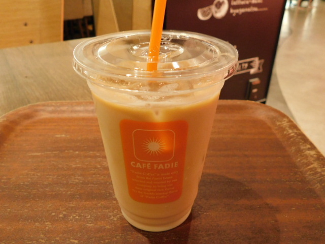 recommendations for 三日月屋 CAFE 福岡空港店