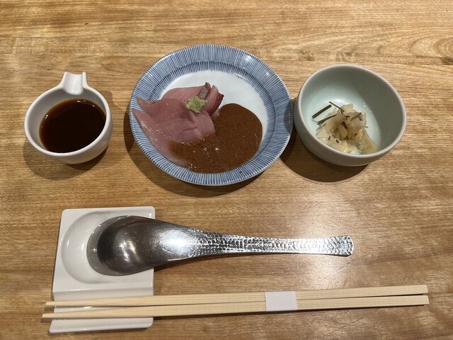 日本橋海鮮丼 つじ半 ミッドタウン店的實拍高清圖