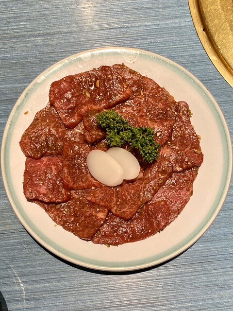 recommendations image for 炭火焼肉 こうしん