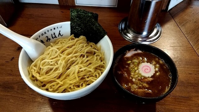 江戸前煮干中華そば きみはん 総本店的实拍高清图